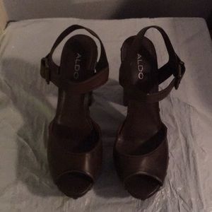 Aldo Gold Studded Sandals Brand New